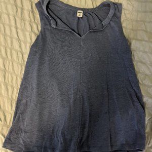 Blue Old Navy tank top shirt